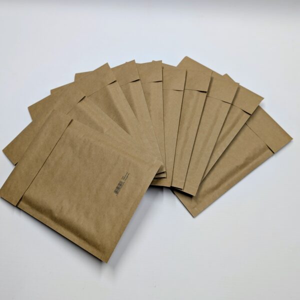 Koperty bąbelkowe 170x225 mm. brązowe - 20 szt.