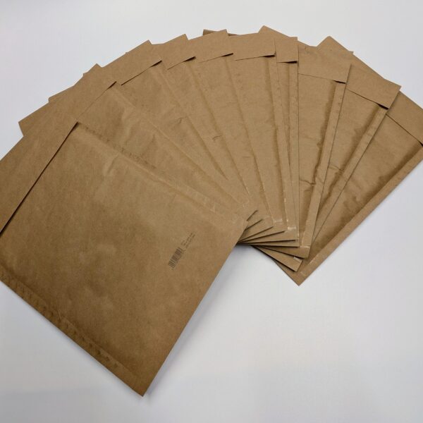 Duże koperty bąbelkowe 200x275 mm. brązowe - 20 szt.